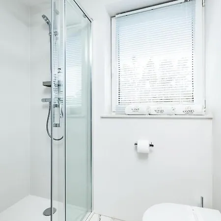 Gold Sea Z Krytym Basenem-pobierowo Baltic Apartments-sannel For Rent